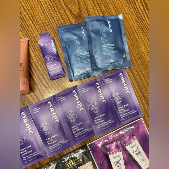 Huge 48 Piece Lot of Hair Care - Picture 8 of 11